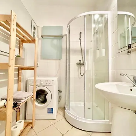 Calea Victoriei Central Studio Apartment